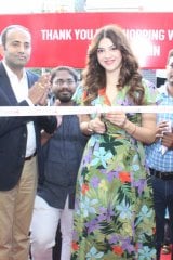 Mehreen Pirzada Launches 13th Store of EasyBuy in Hyderabad